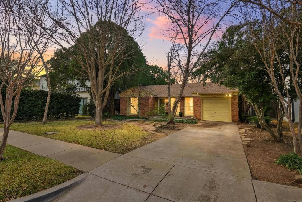 Dallas, TX 75220,9841 Lakemont Drive