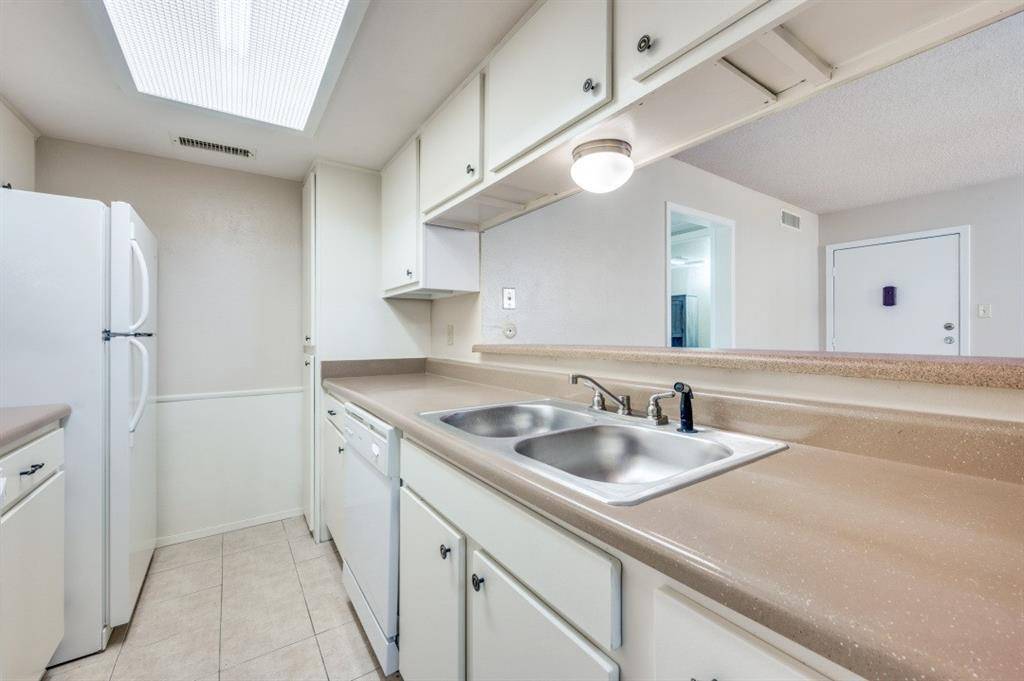 Dallas, TX 75244,12830 Midway Road #1120