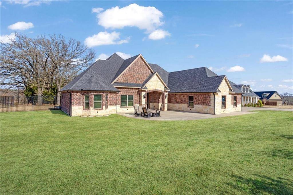 Denison, TX 75020,3909 Saddle Creek