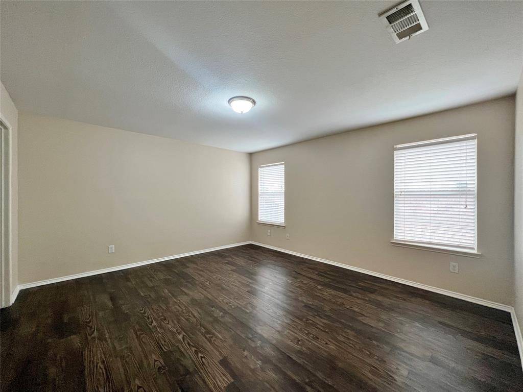 Fort Worth, TX 76120,912 Bee Creek Lane