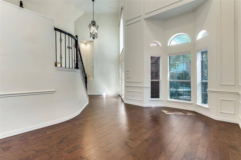 Addison, TX 75001,3840 Azure Lane