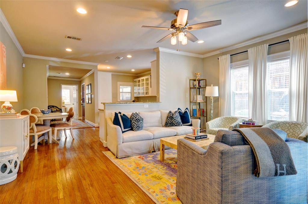 Fort Worth, TX 76107,3915 W 6th Street