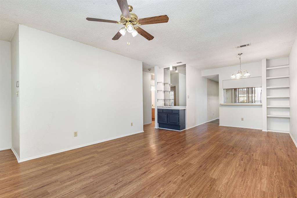 Dallas, TX 75206,5740 Martel Avenue #B3