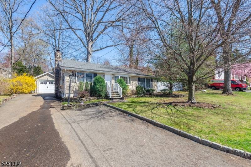Wayne Twp., NJ 07470,53 Laurel Dr