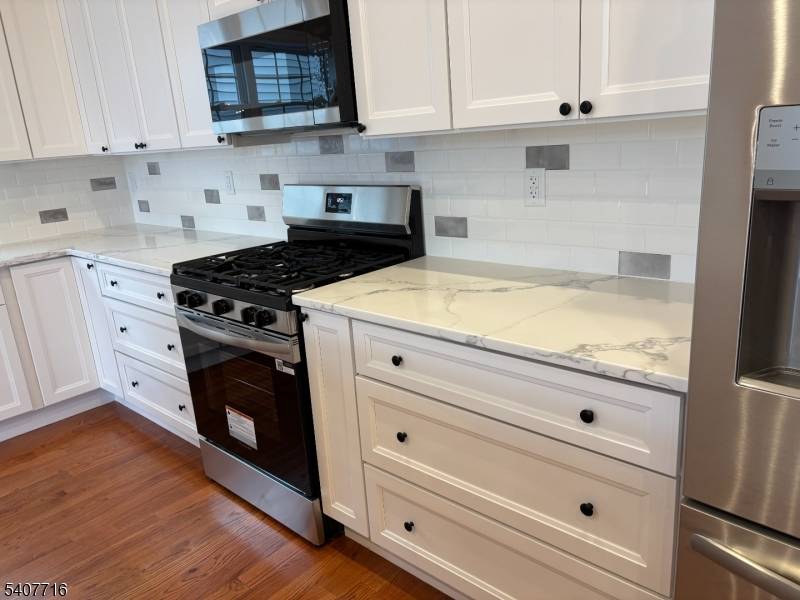 Lodi Boro, NJ 07644,100 Charlton