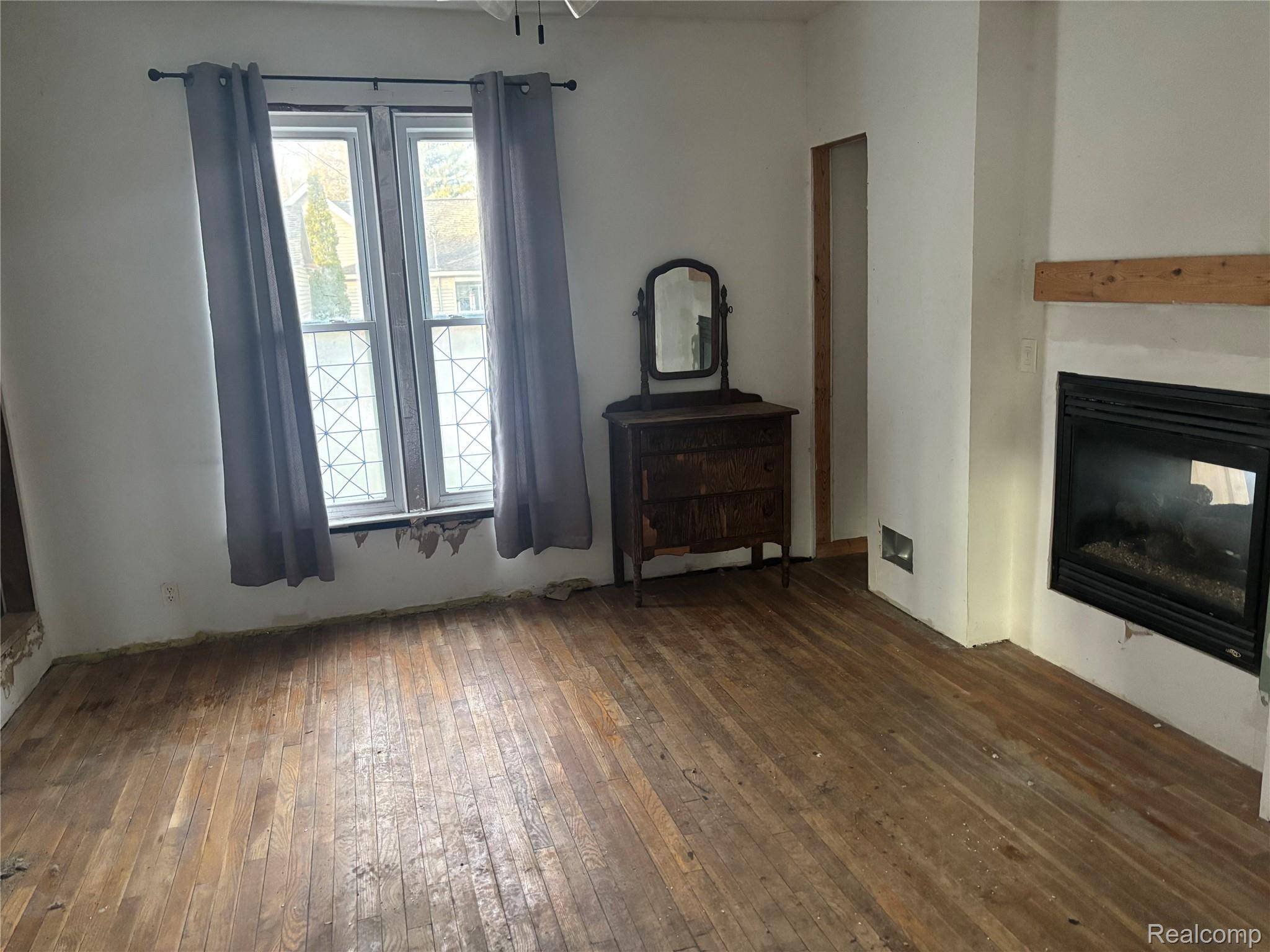 Milford, MI 48381,110 Oakland ST