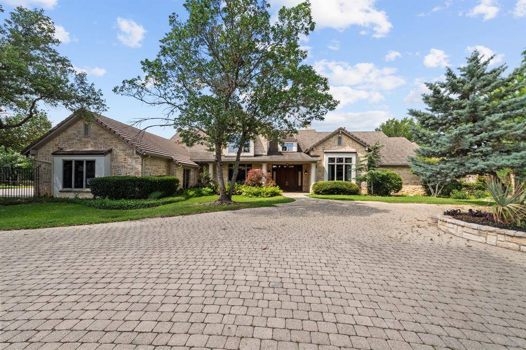 Arlington, TX 76016,2316 Starlight Court