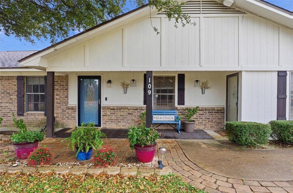 Robinson, TX 76706,109 E Moonlight Drive