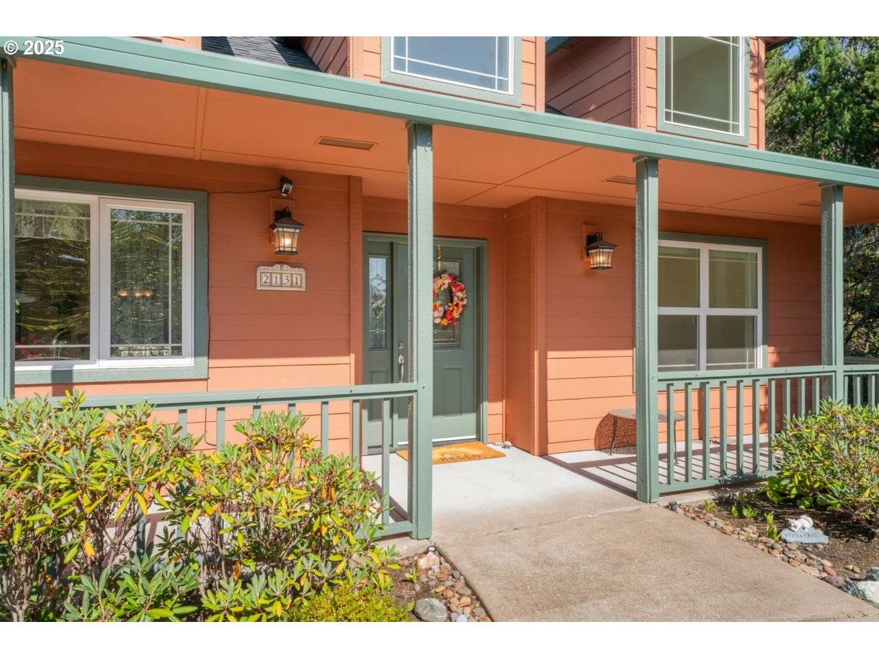 2131 E WILLOW LOOP, Florence, OR 97439