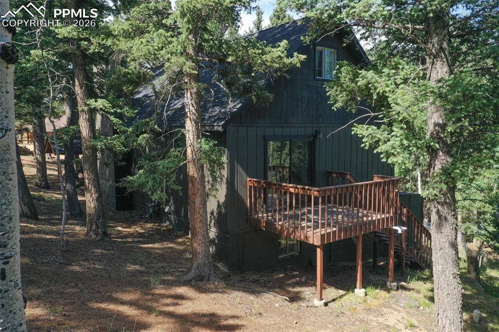 Divide, CO 80814,377 Ridge RD