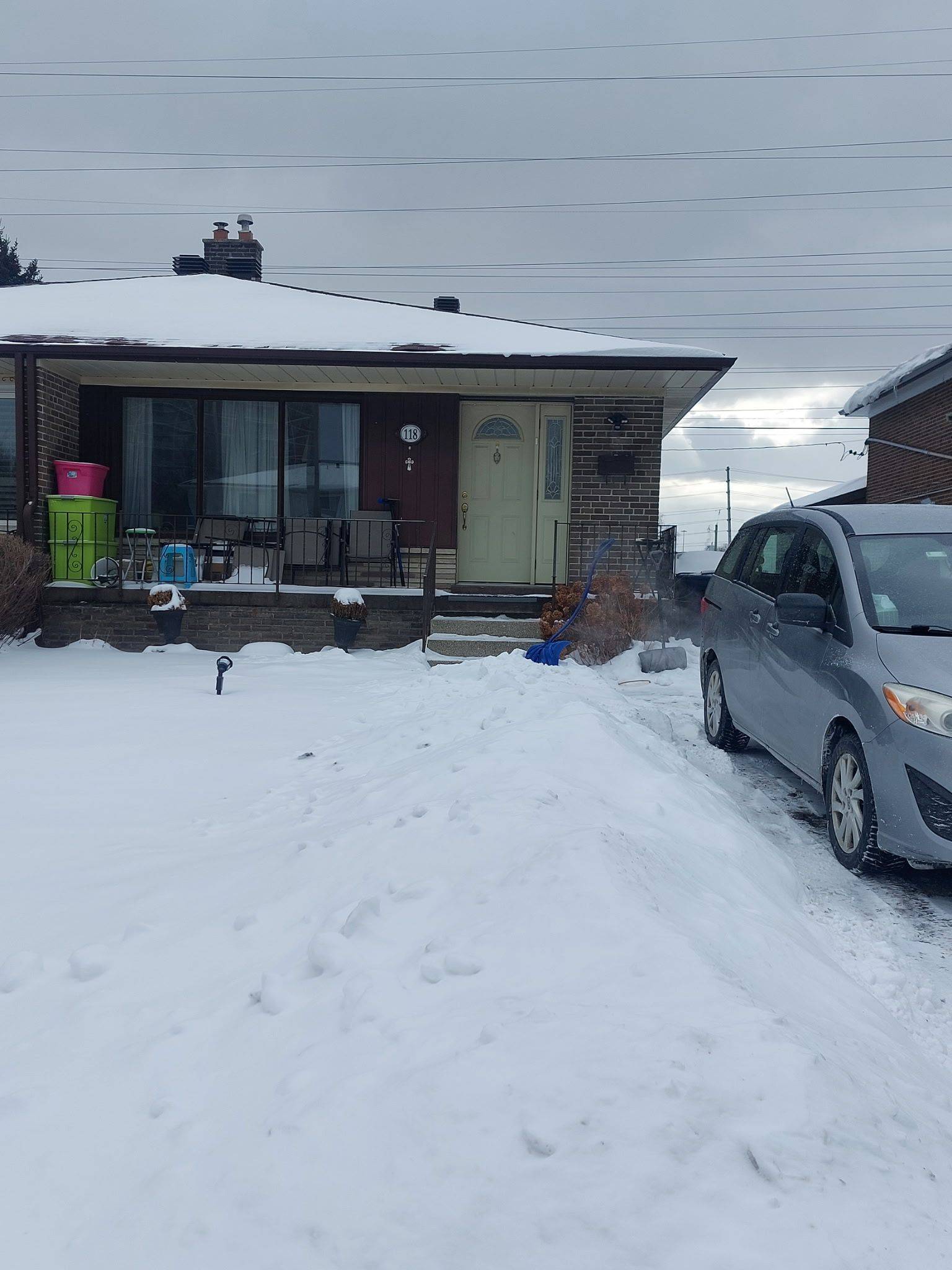 Toronto W09, ON M9R 3V3,118 Redgrave DR #Lower