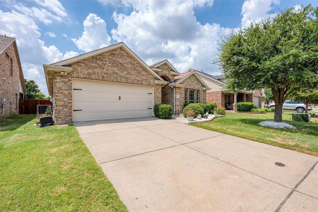 Mckinney, TX 75072,824 Golden Bear Lane