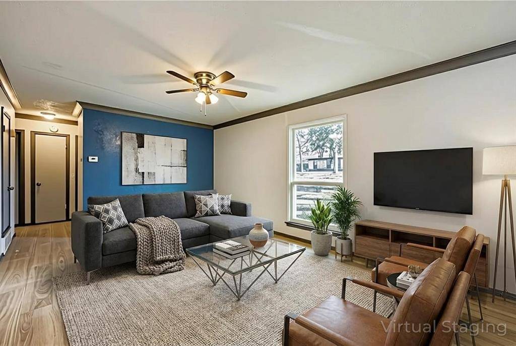 Dallas, TX 75217,7407 Gayglen Drive