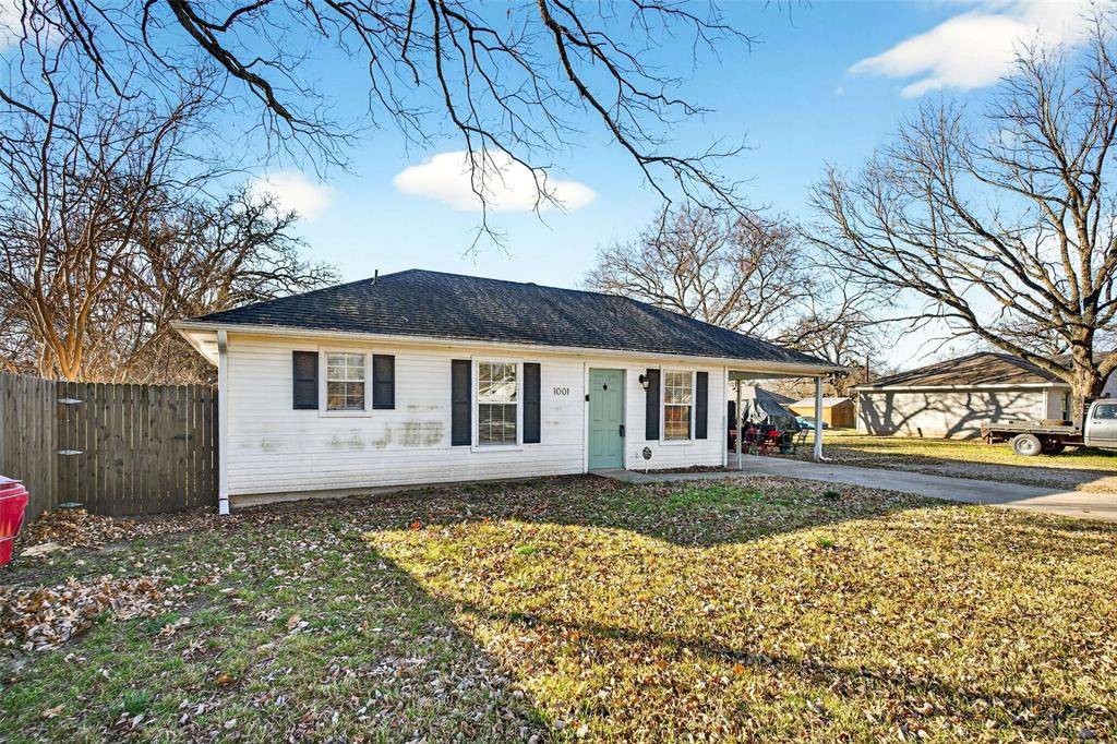 Bonham, TX 75418,1001 S 4th Street