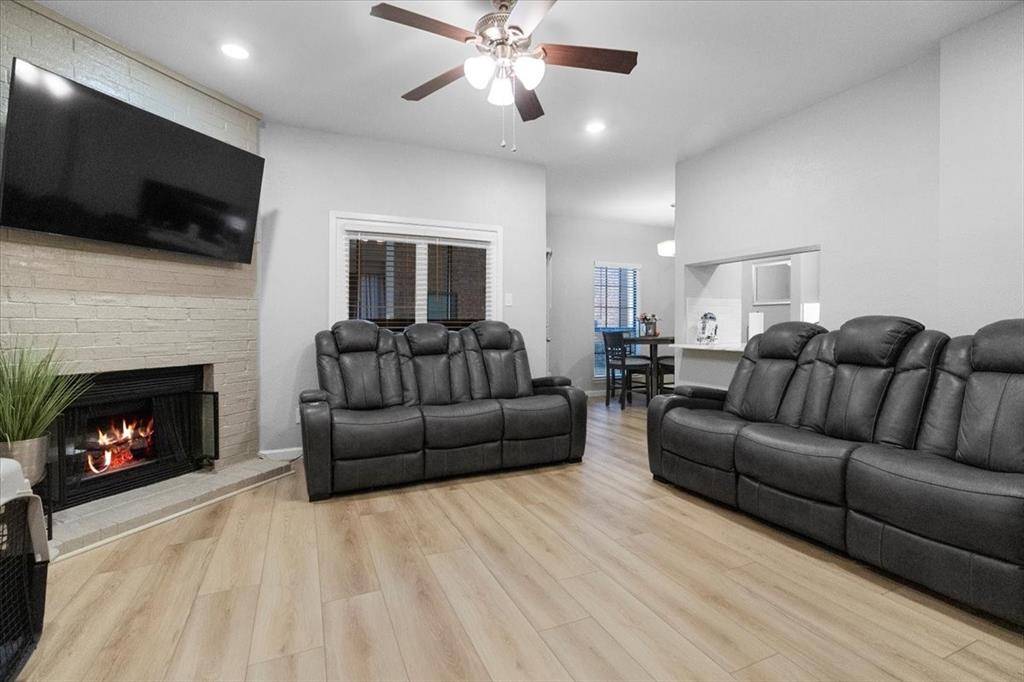 Arlington, TX 76011,1106 Quail Valley Lane #120