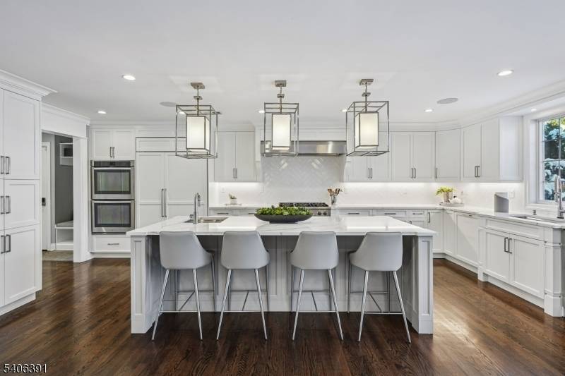 Millburn Twp., NJ 07078,9 WESTVIEW ROAD