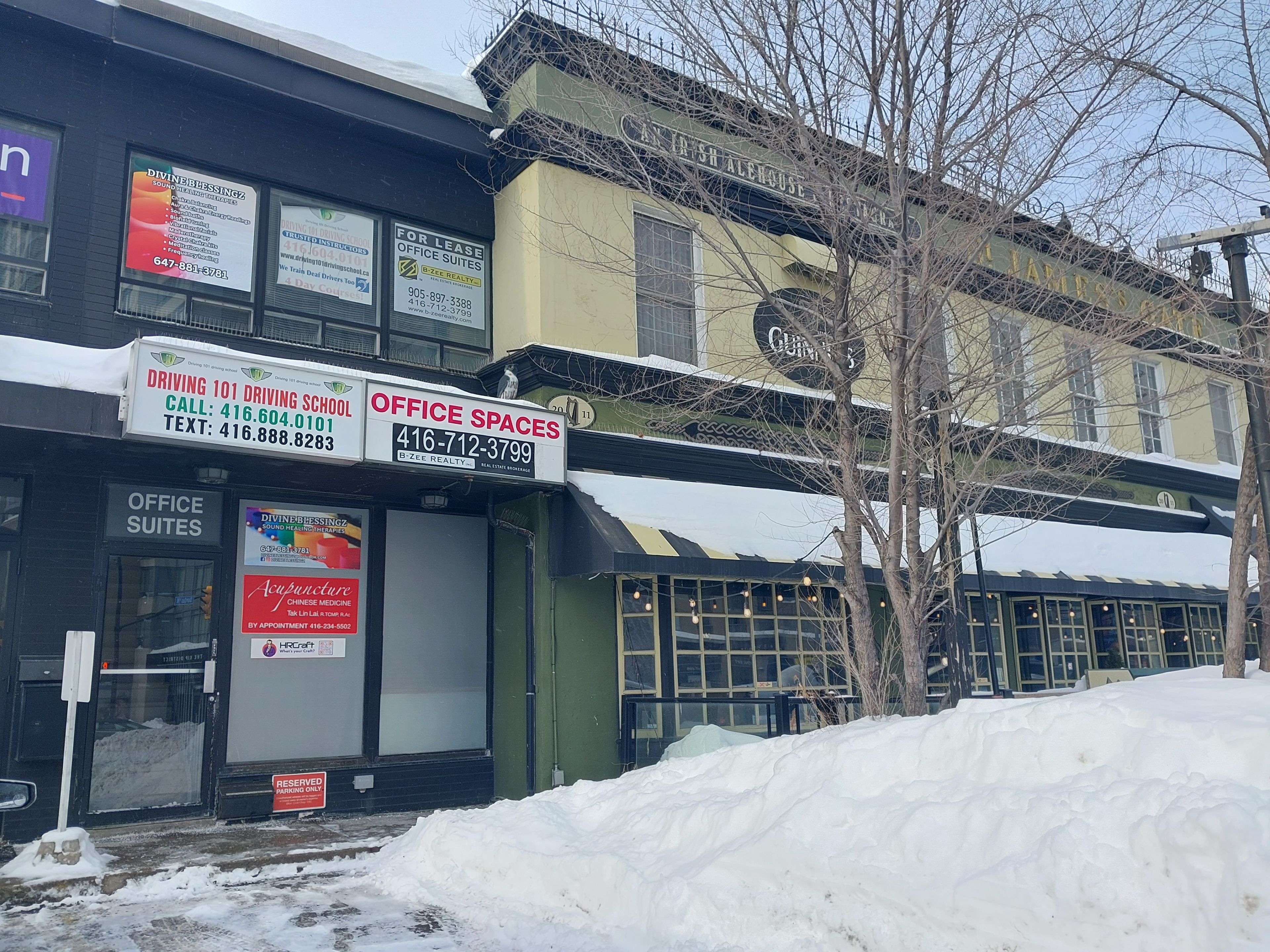 Toronto W08, ON M9A 1C2,5140 Dundas ST W #209