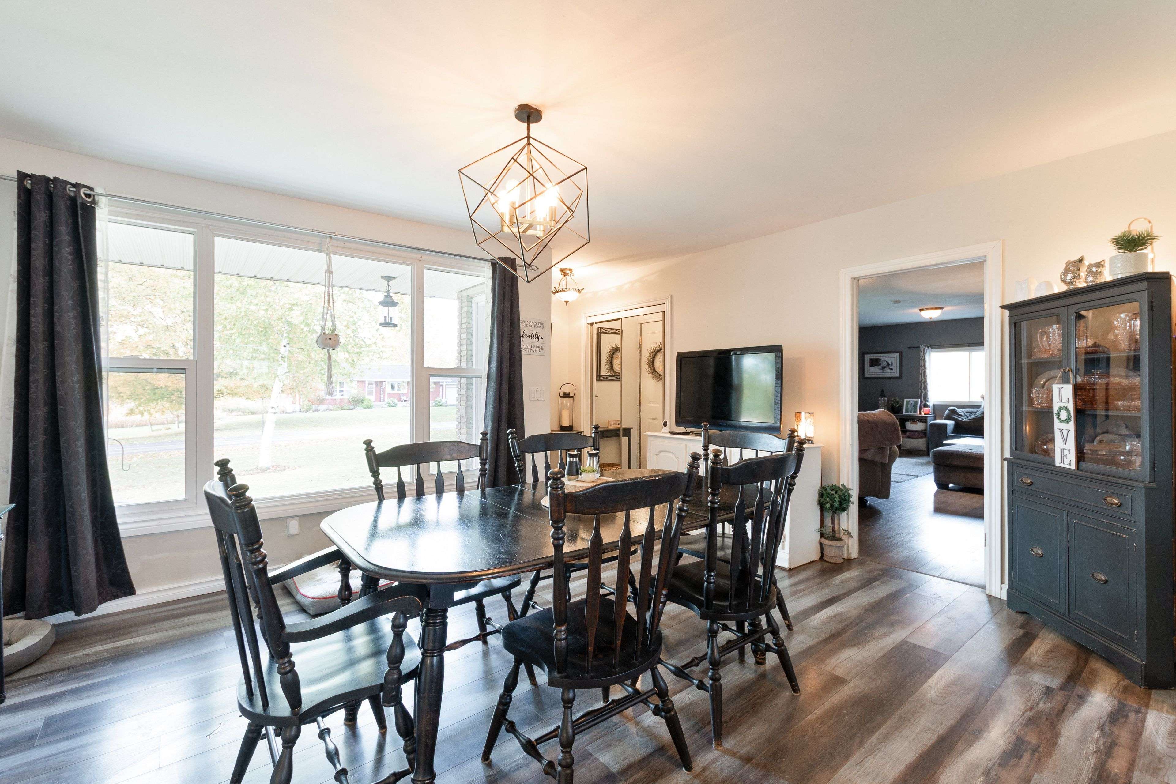 Southwold, ON N0L 1K0,35613 Victoria ST