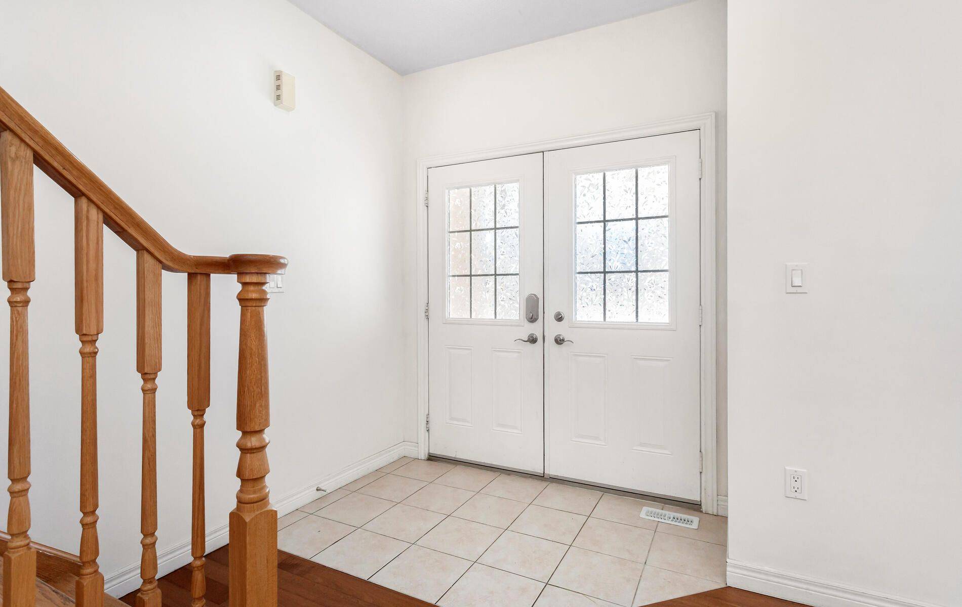 Hamilton, ON L0R 1P0,7 Colorado BLVD