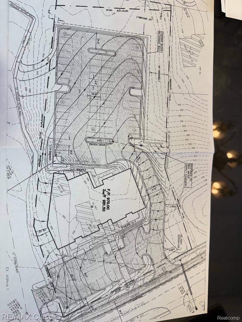 Milford, MI 48381,815 N MILFORD RD