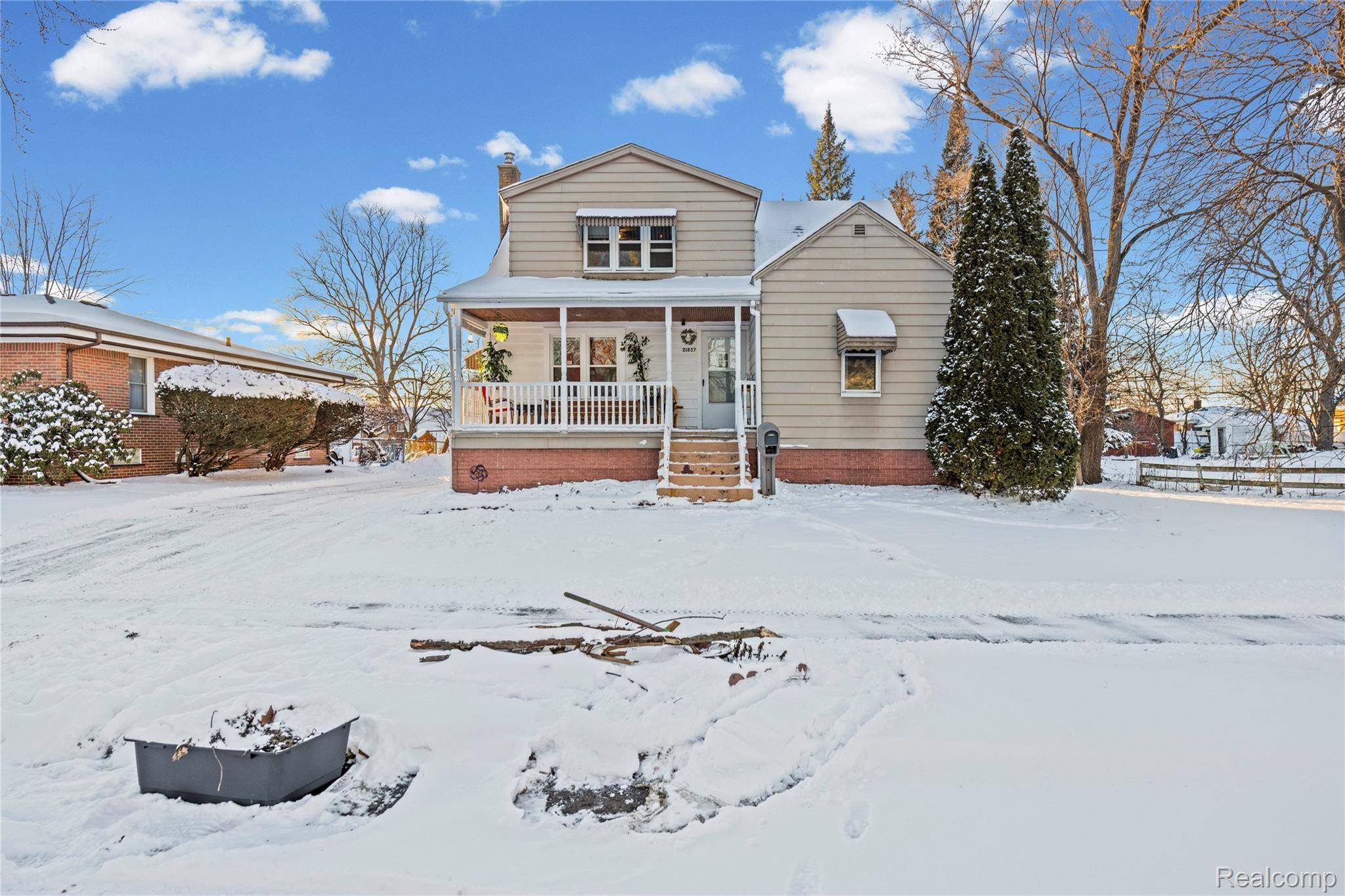 21857 Le Fever AVE, Warren, MI 48091