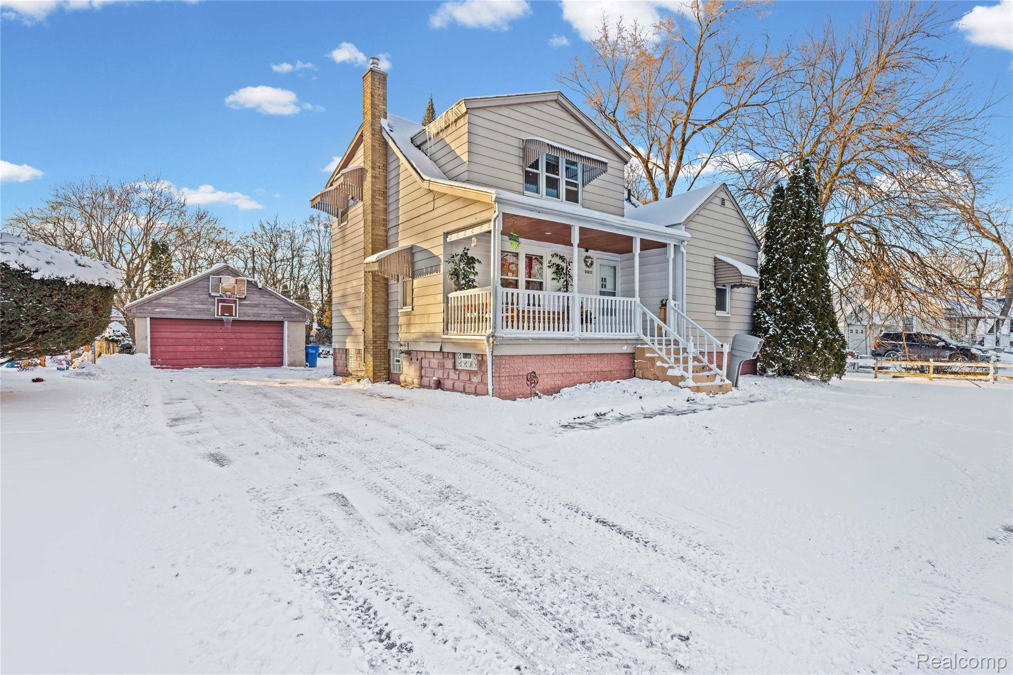 21857 Le Fever AVE, Warren, MI 48091