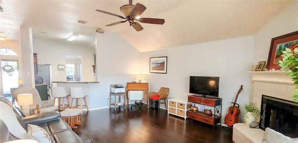 Fort Worth, TX 76052,10820 Middleglen Road