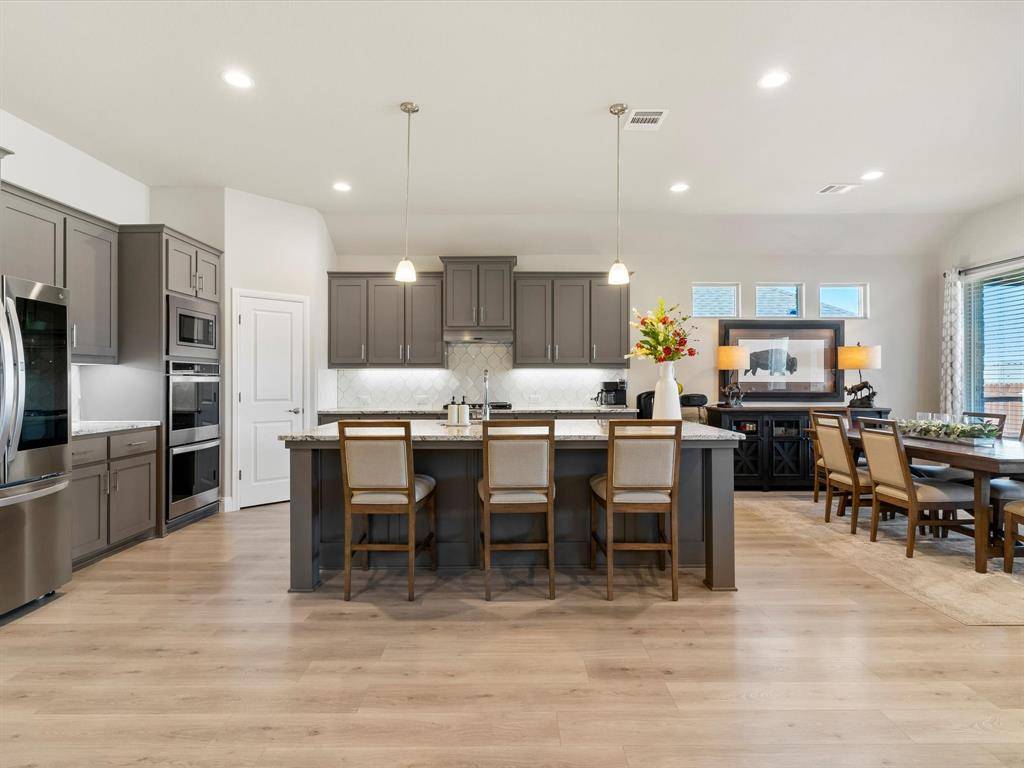 Mansfield, TX 76063,916 Nellie Drive