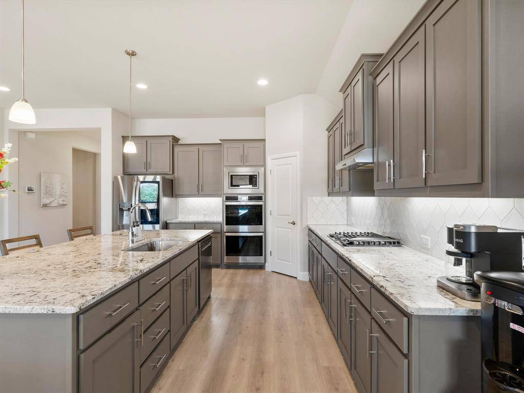 Mansfield, TX 76063,916 Nellie Drive