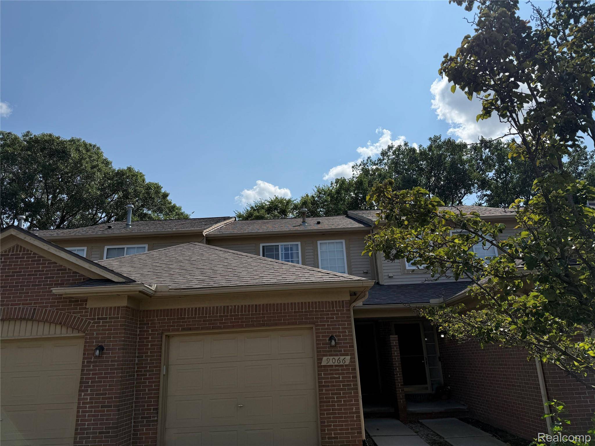 9066 Newport WAY #11, Livonia, MI 48150