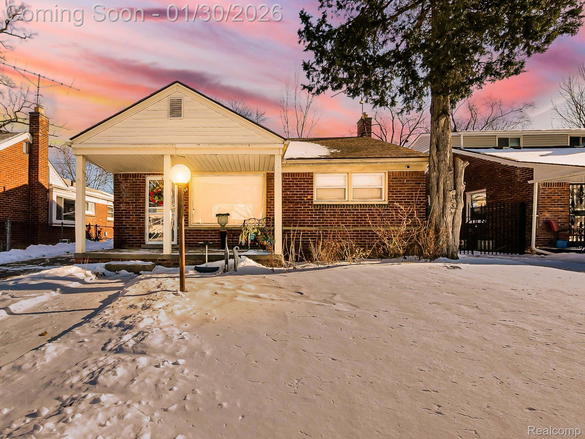 Detroit, MI 48219,20096 Vaughan ST