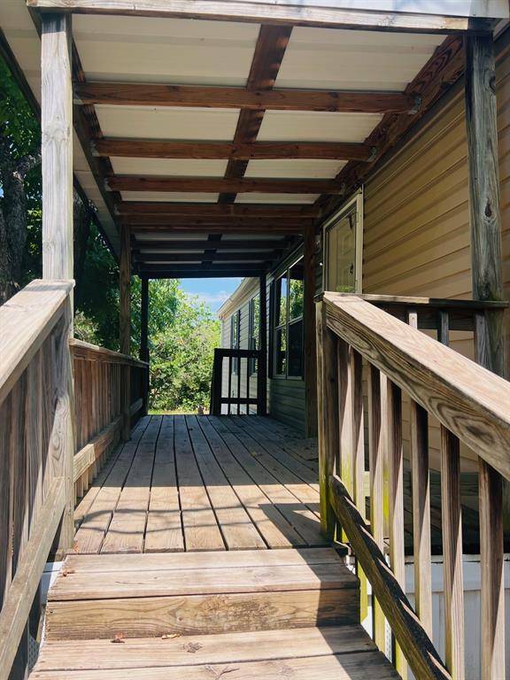 421 W Cedar Street, Gordon, TX 76453