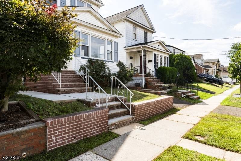 Linden City, NJ 07036,419 Lafayette St