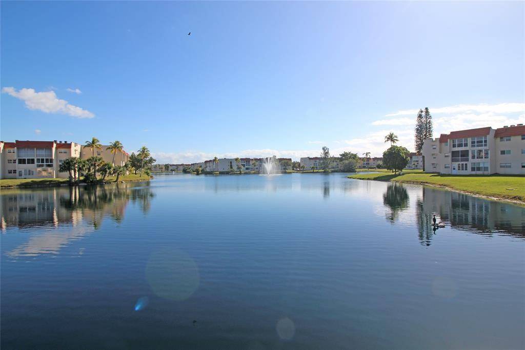 Sunrise, FL 33322,2750 Sunrise Lakes Dr #112