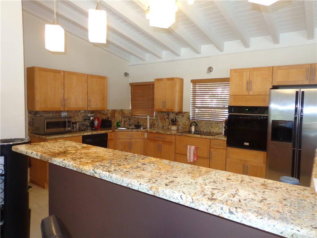 Lighthouse Point, FL 33064,2765 NE 23rd Ave