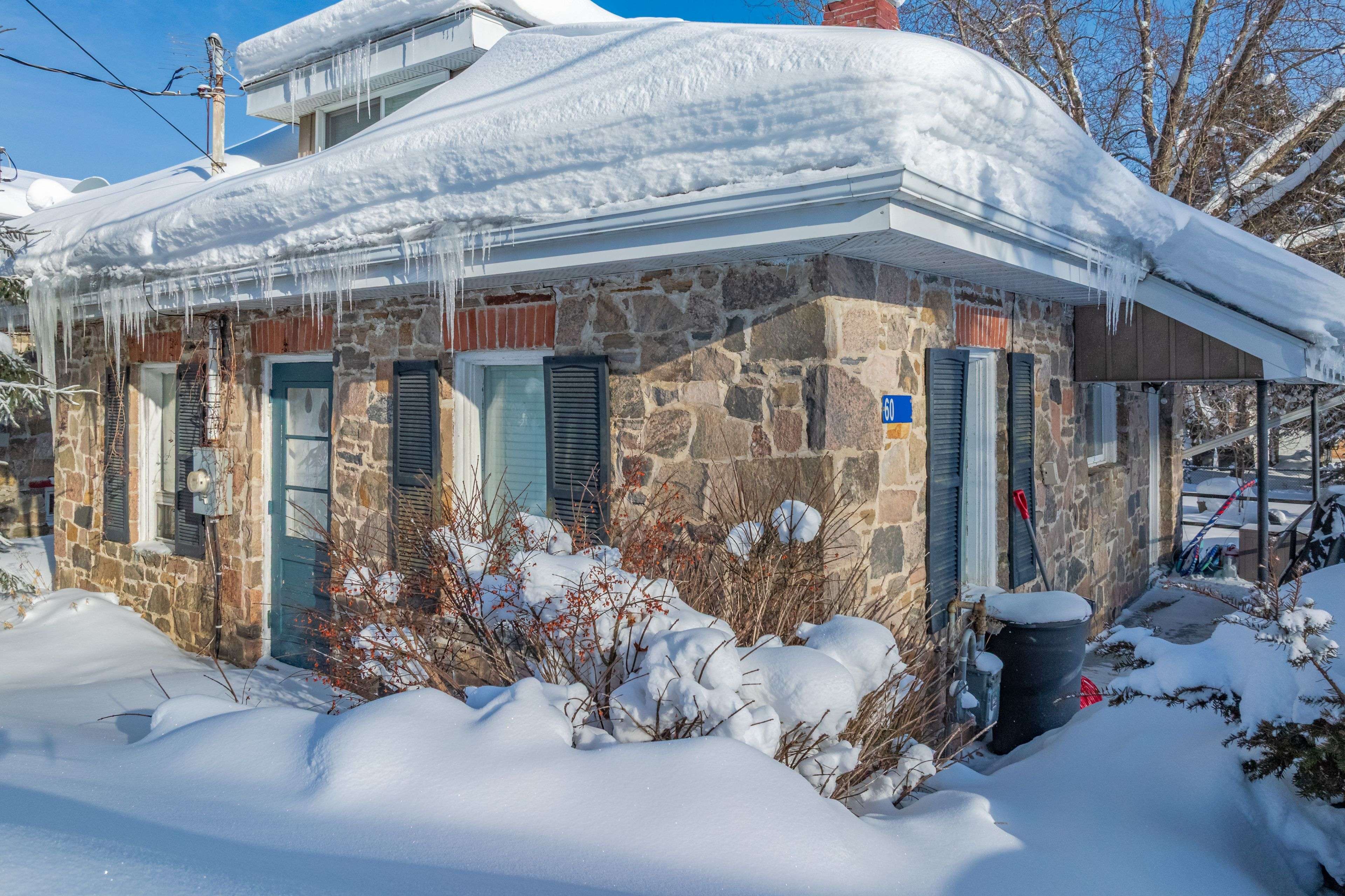 Huntsville, ON P1H 1L8,60 West RD W