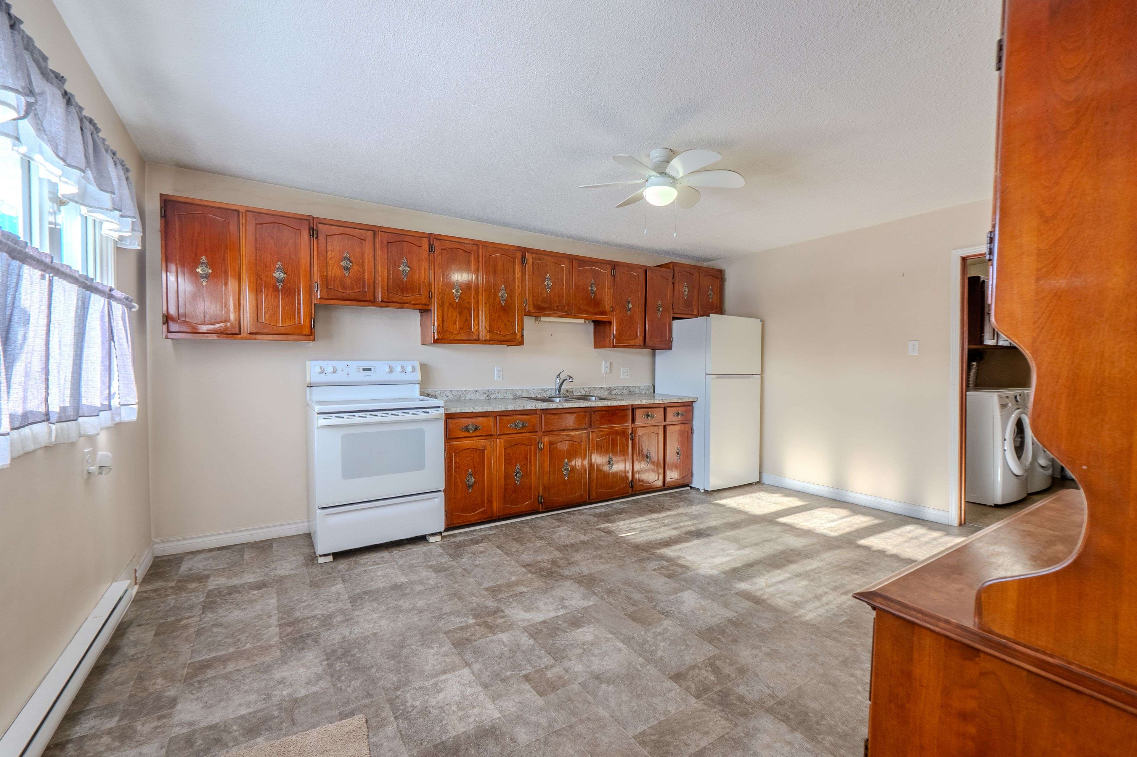 North Bay, ON P1B 7H7,572 Aberdeen AVE