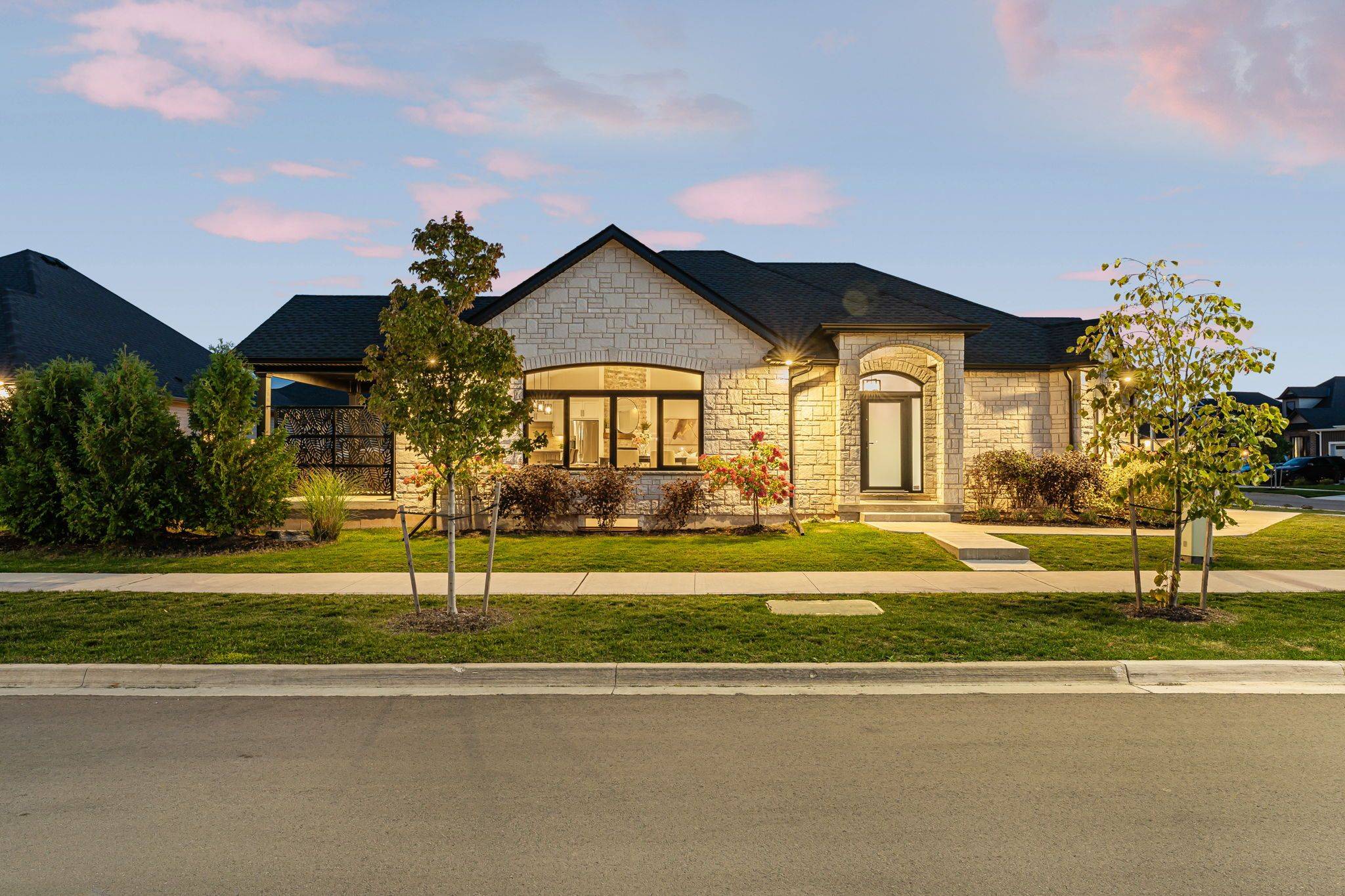 Fort Erie, ON L0S 1S0,4242 Village Creek DR