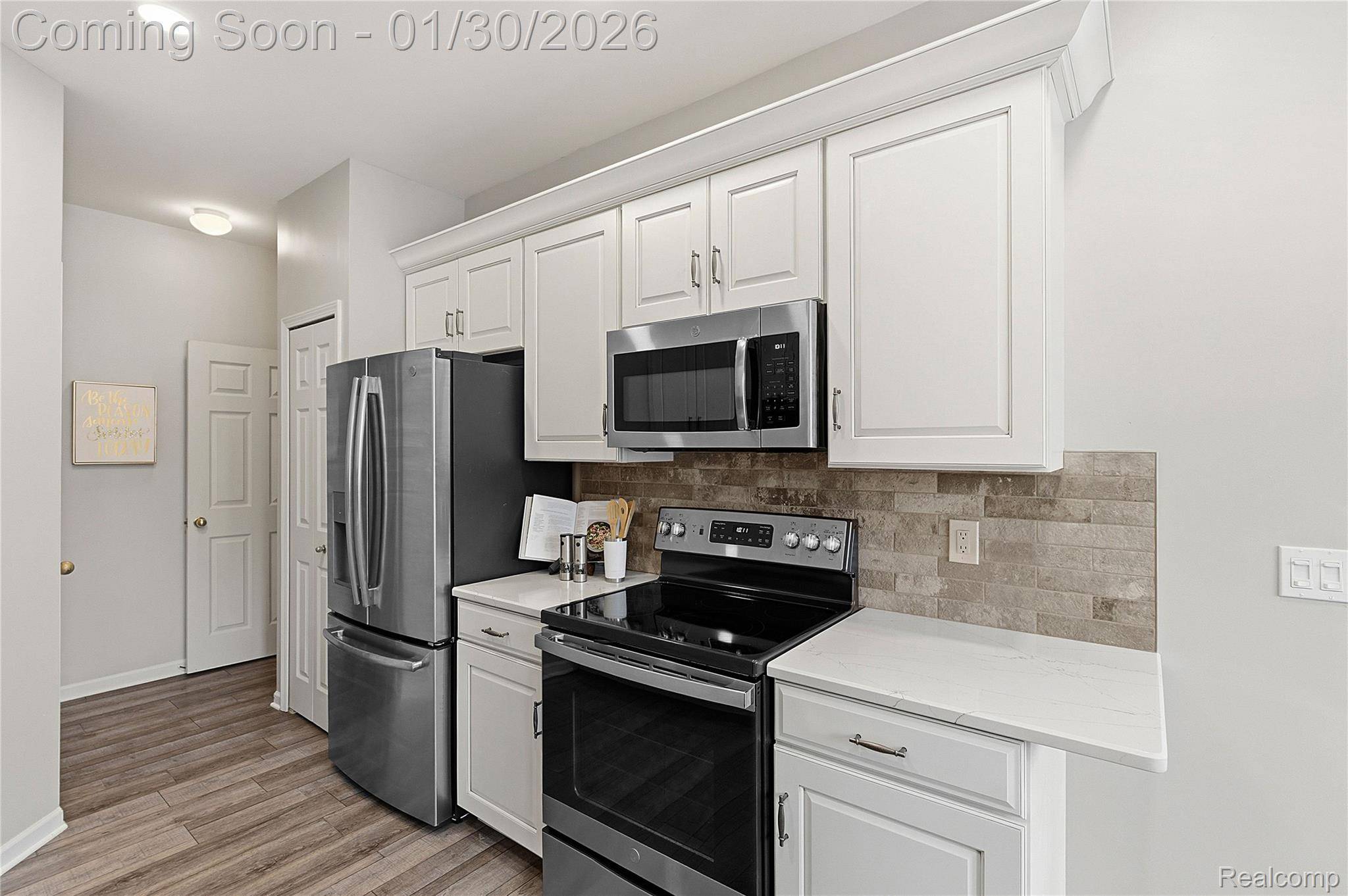 West Bloomfield, MI 48322,7056 Green Farm RD