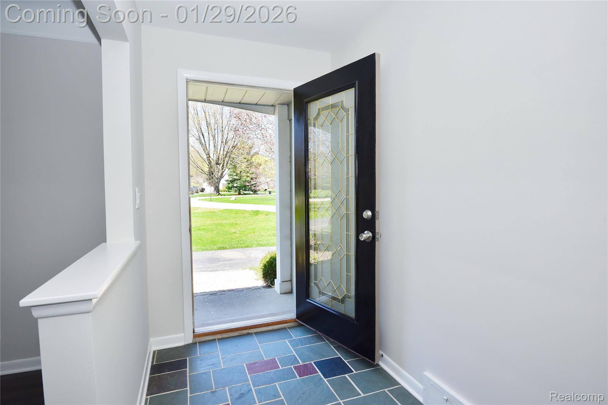 Bloomfield Hills, MI 48302,5255 KELLEN LN