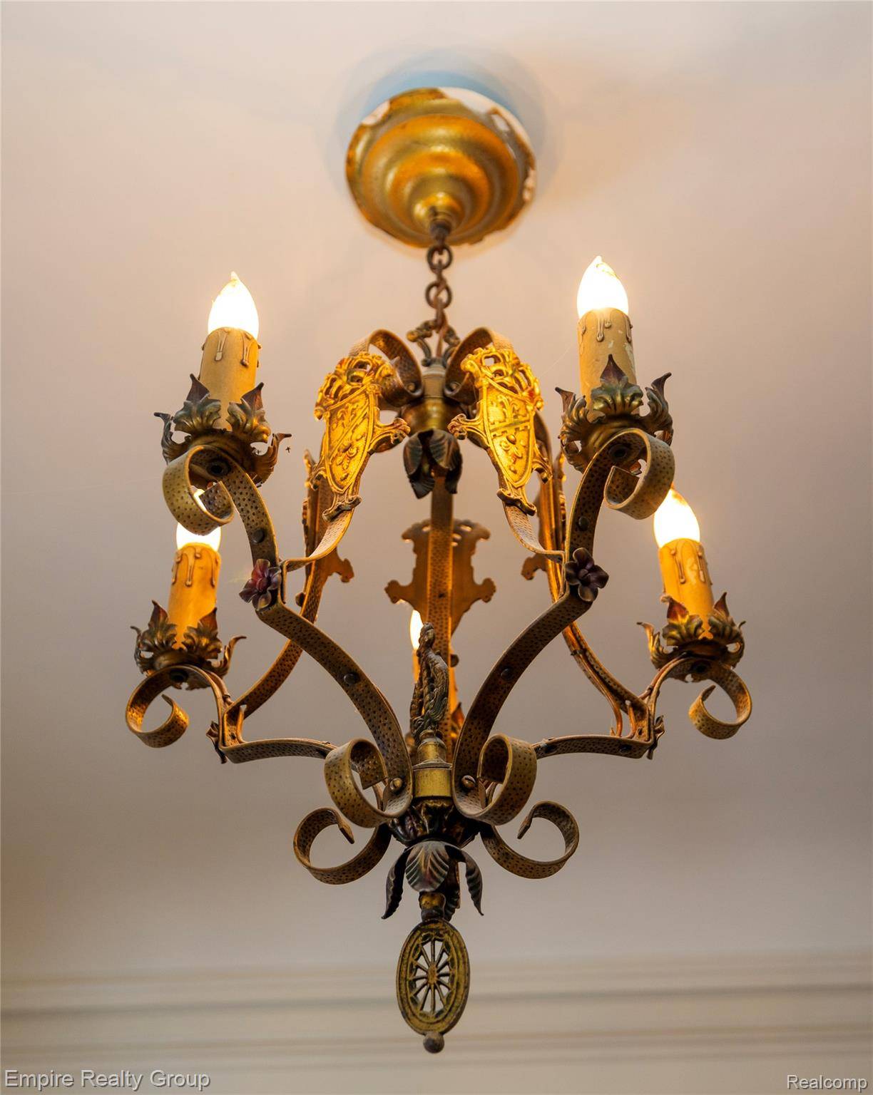 Detroit, MI 48214,1484 Seyburn ST