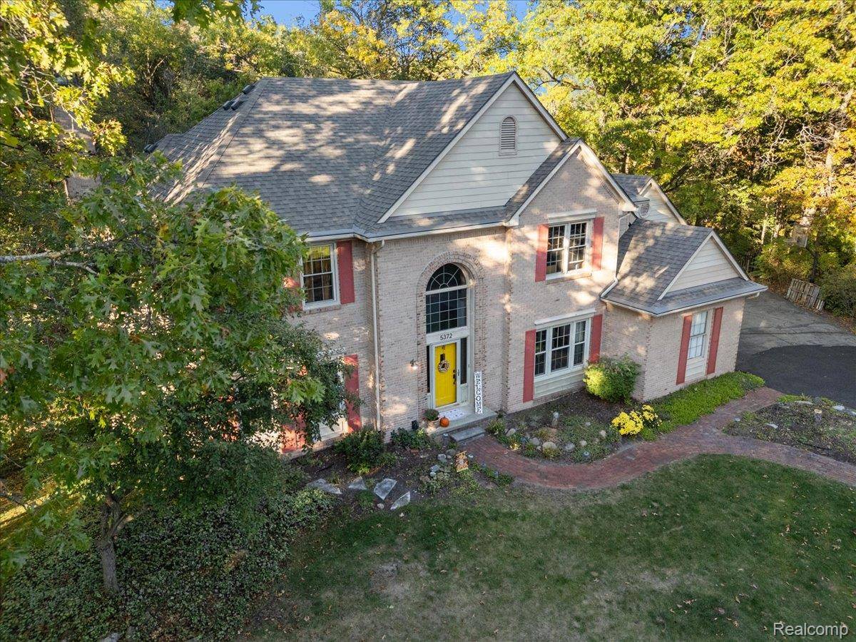 Brighton, MI 48116,5372 Princeton CT