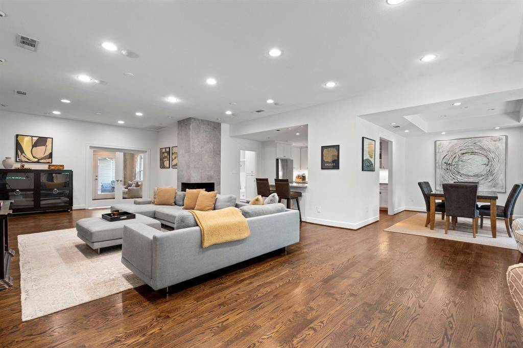 Dallas, TX 75214,6446 Runnemede Lane