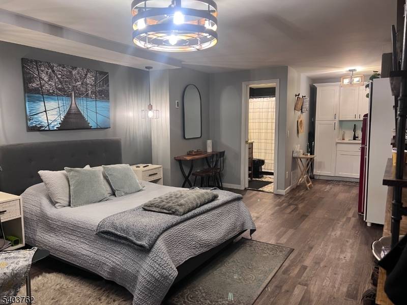 East Rutherford Boro, NJ 07073,39 Willow Wood Sq #39