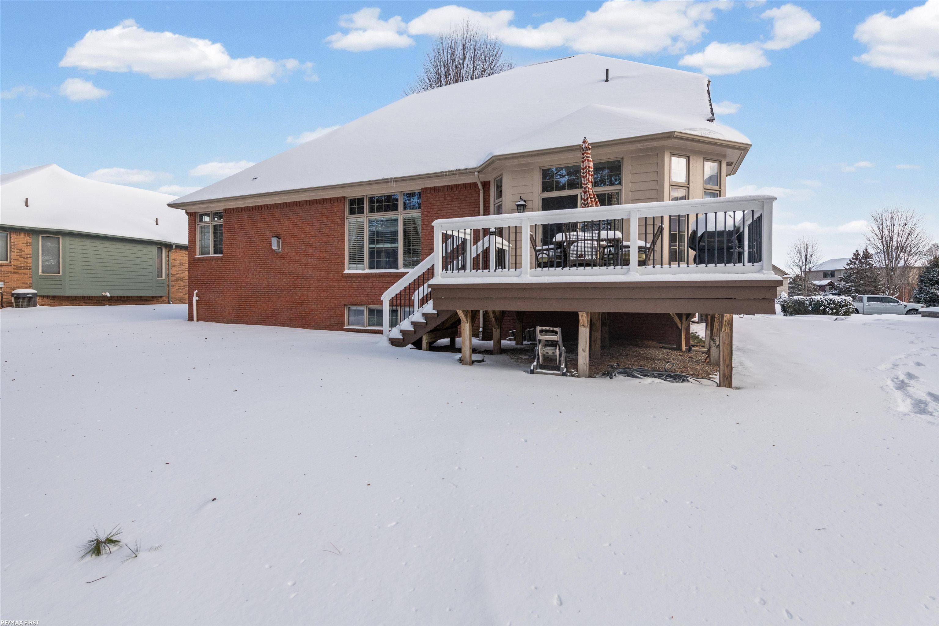 Shelby Twp, MI 48315,54377 Preston Pines LN