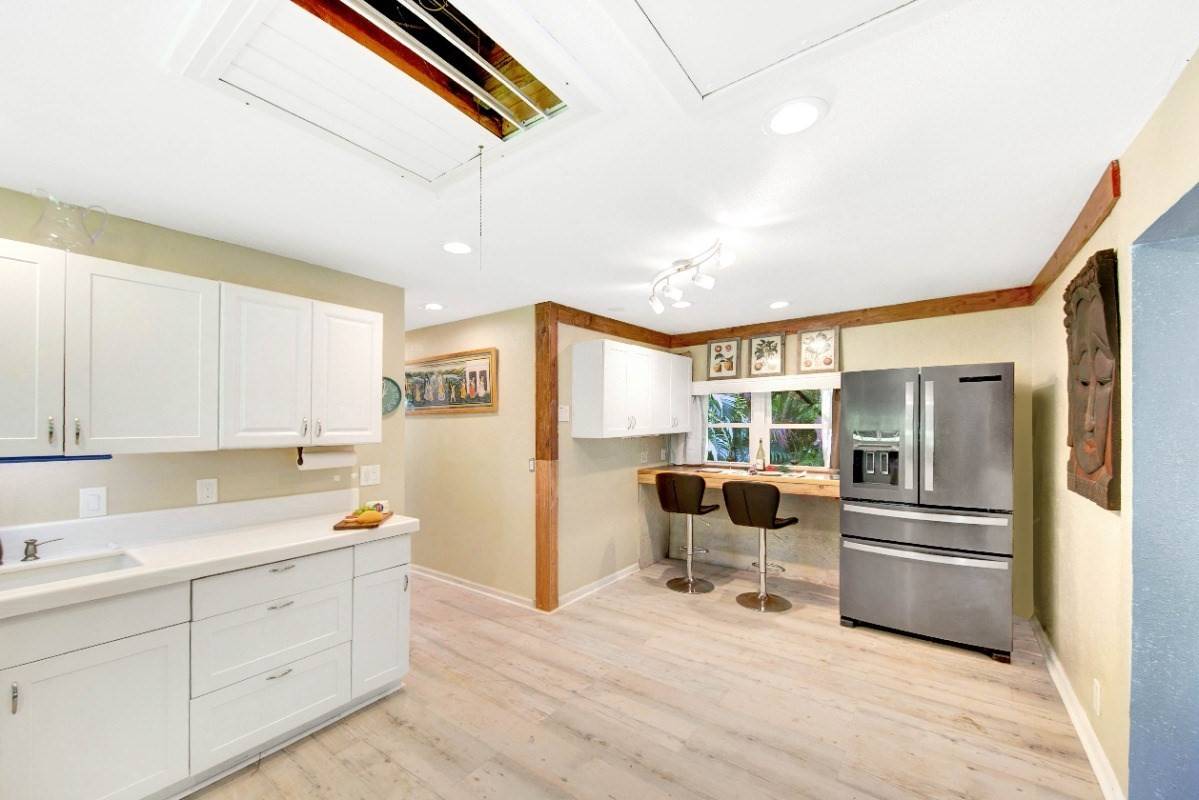 3590 MOLOAA RD, Anahola, HI 96746