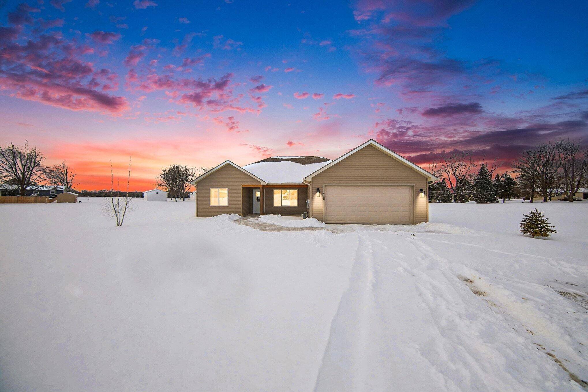 Adrian, MI 49221,4729 Basin ST ST