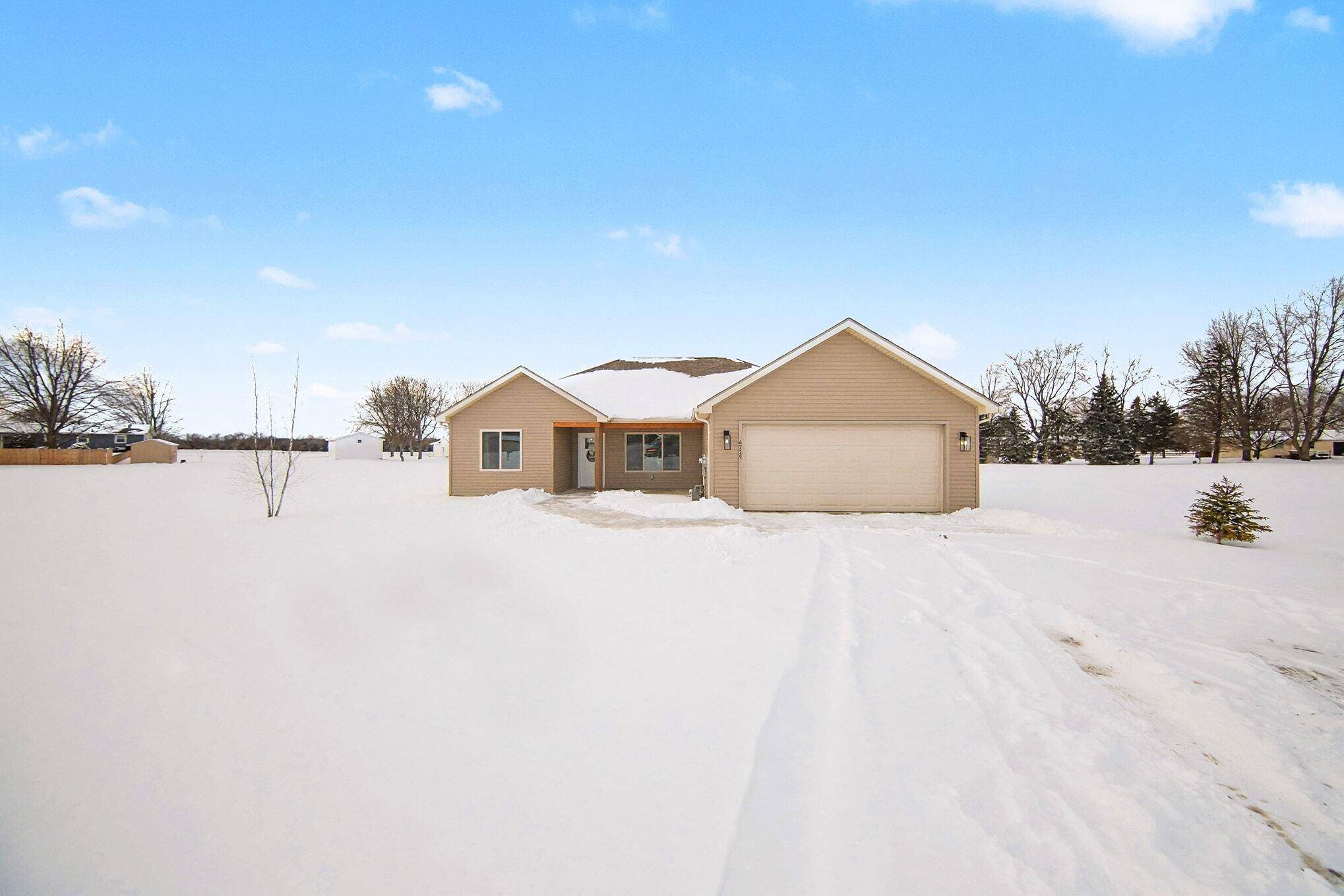 Adrian, MI 49221,4729 Basin ST ST