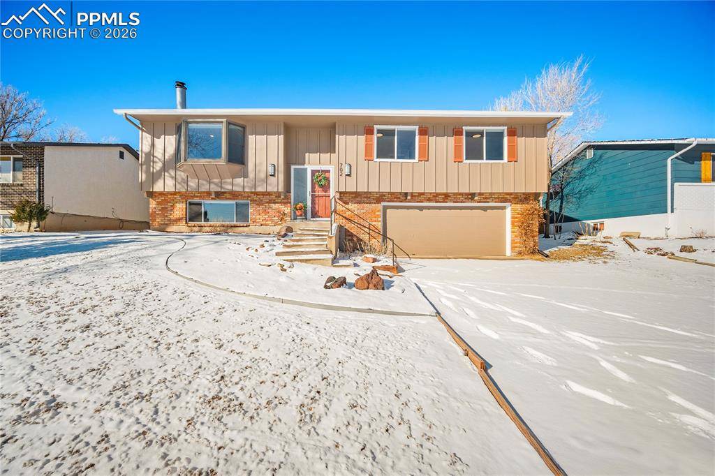 Colorado Springs, CO 80904,702 Paradise LN