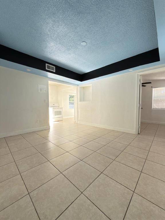 Pompano Beach, FL 33064,1832 NE 49th St